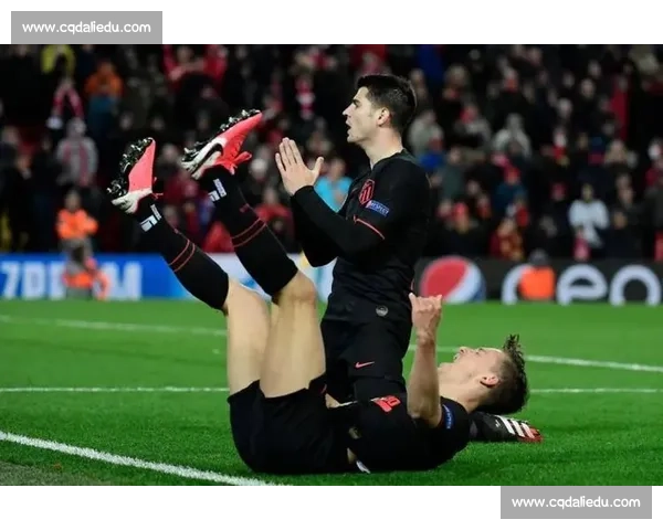 欧冠经典对决利物浦鏖战马竞全场录像回顾与关键瞬间解析深度盘点